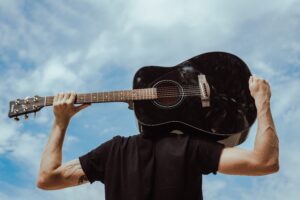 Learn the guitar fast